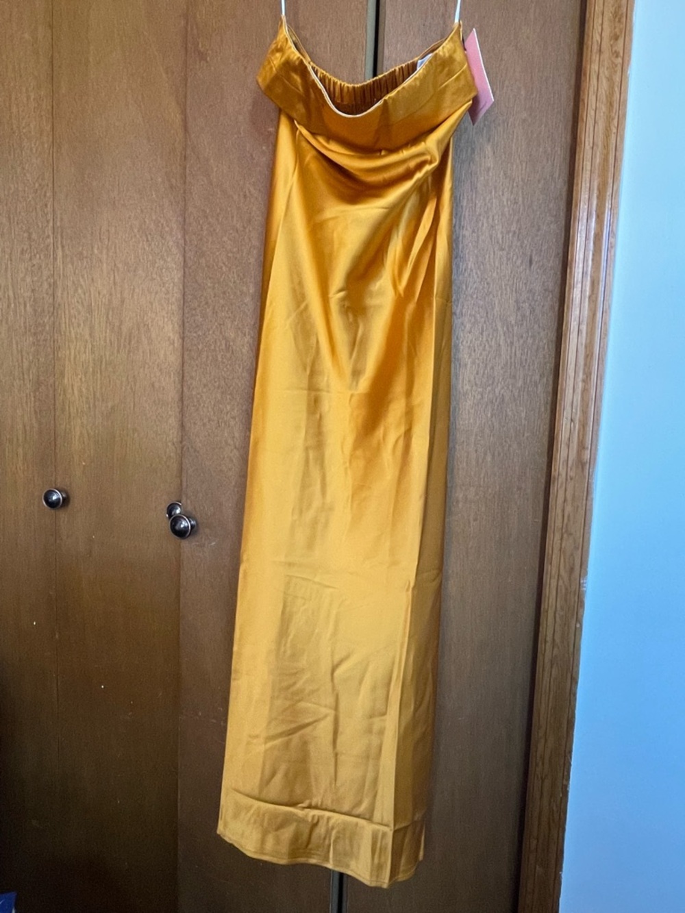 Gold strapless dress - Picture 4 of 7